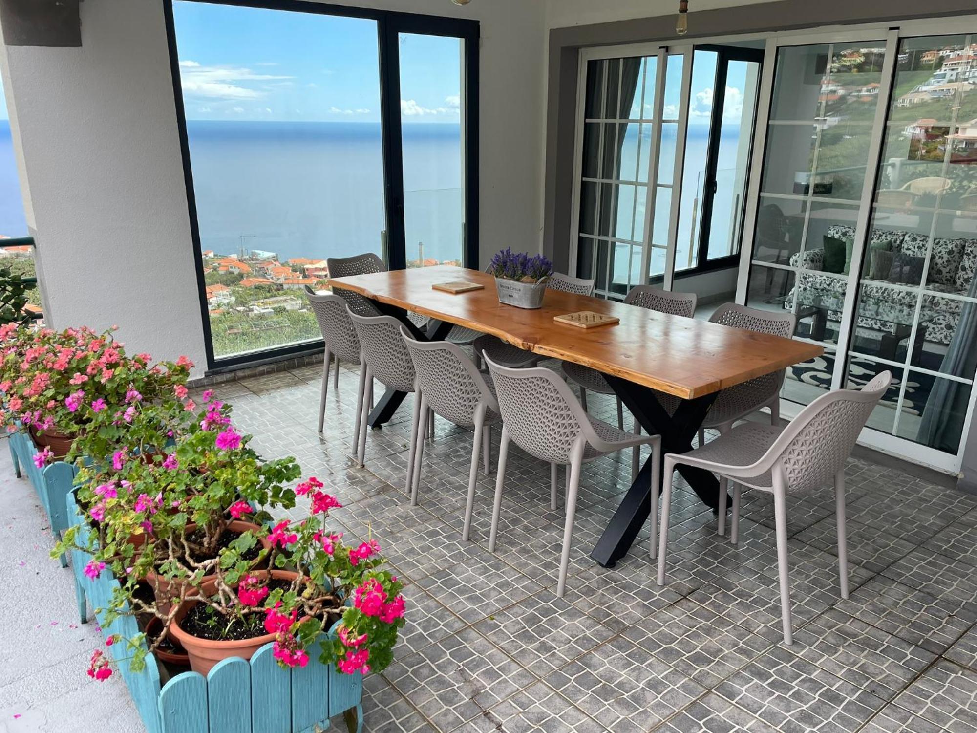 アルコ・ダ・カリェタ Casa Vista Do Ledoヴィラ エクステリア 写真