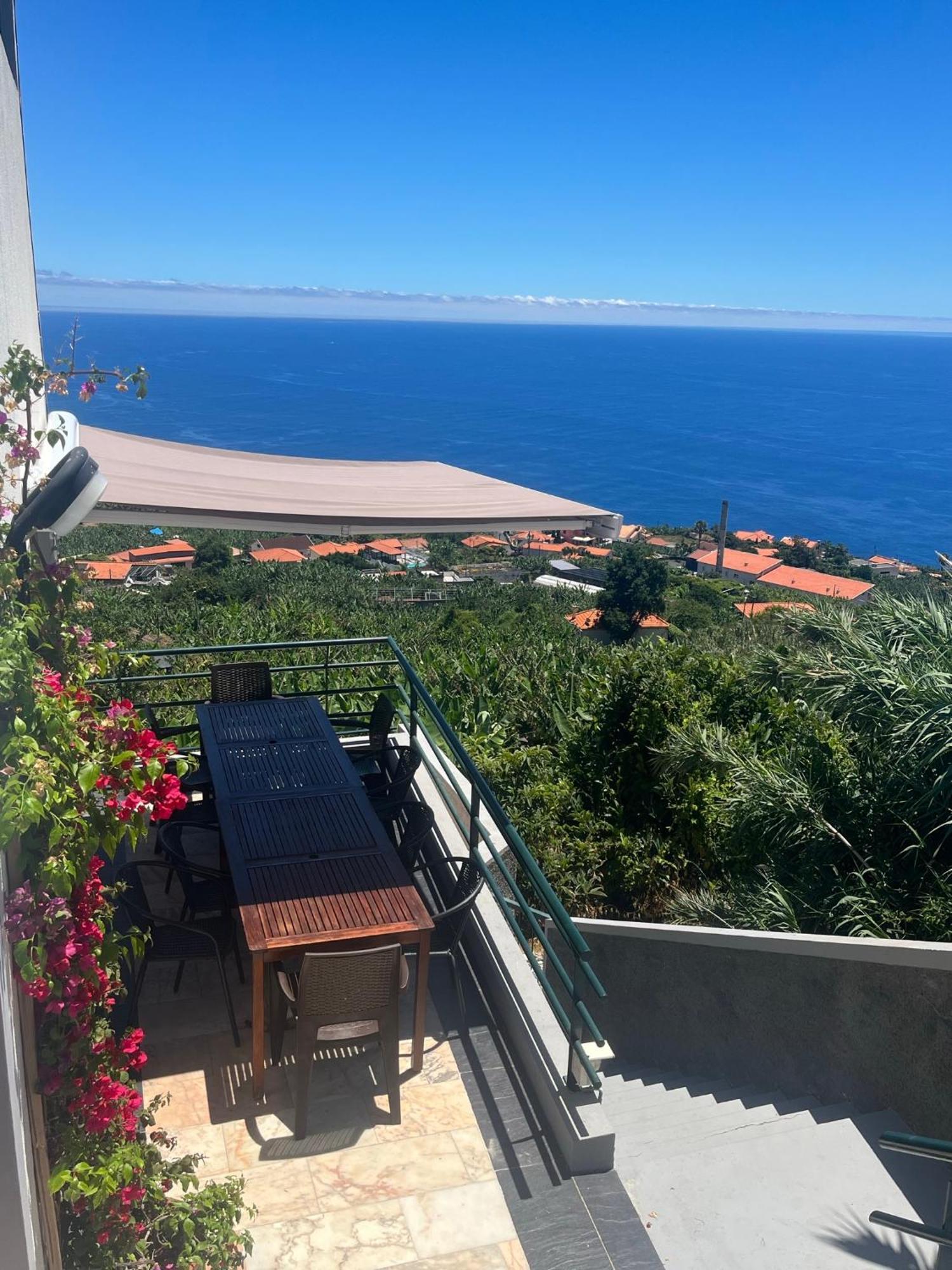 アルコ・ダ・カリェタ Casa Vista Do Ledoヴィラ エクステリア 写真
